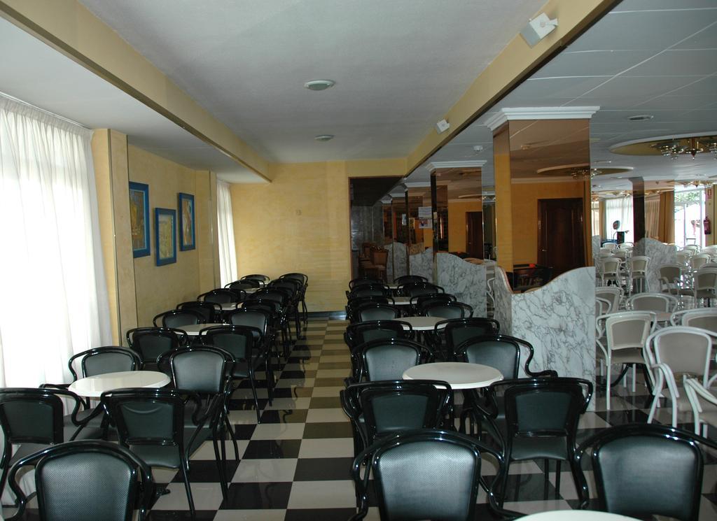 Santa Monica Playa Hotel Salou Exterior photo
